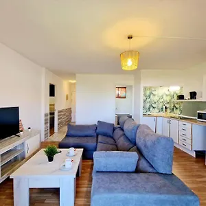 ground-floor-apt-in-la-mijas-costa.1costadelsol.com/